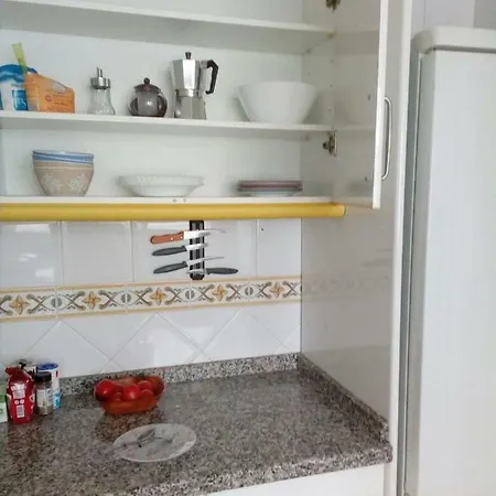 아파트 Three Bedroom Flat 10 Min Away From The Sea 알리칸테